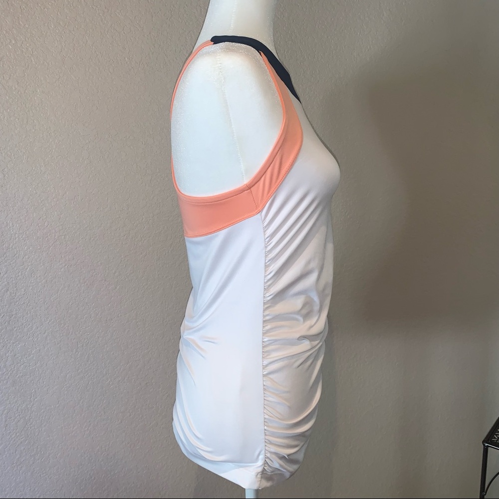 TAIL Activewear Size S - Picture 7 of 9